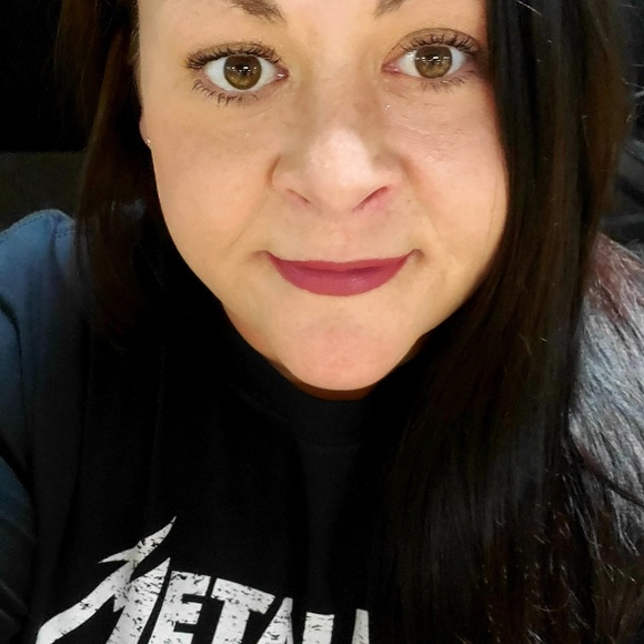 Meet your Posher, Melanie - Picture 1 of 1